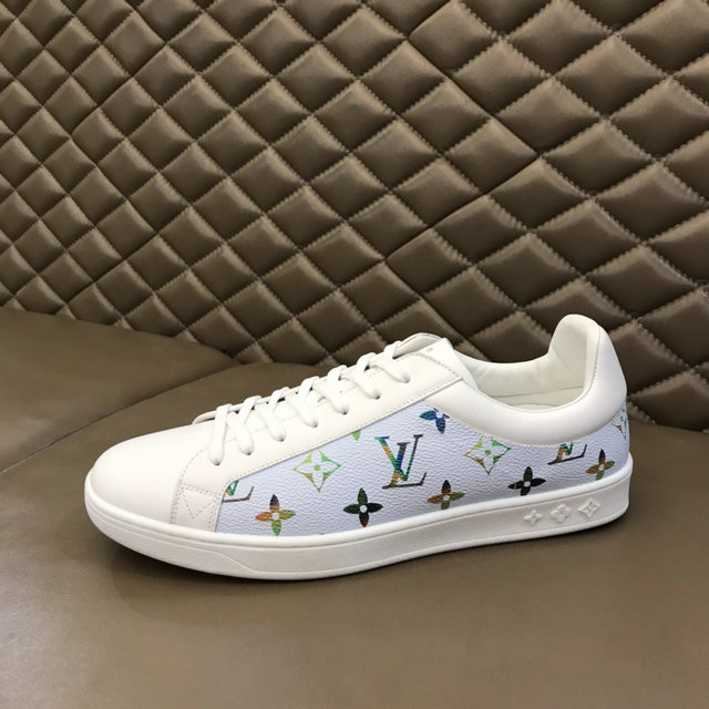 men LV shoes-214